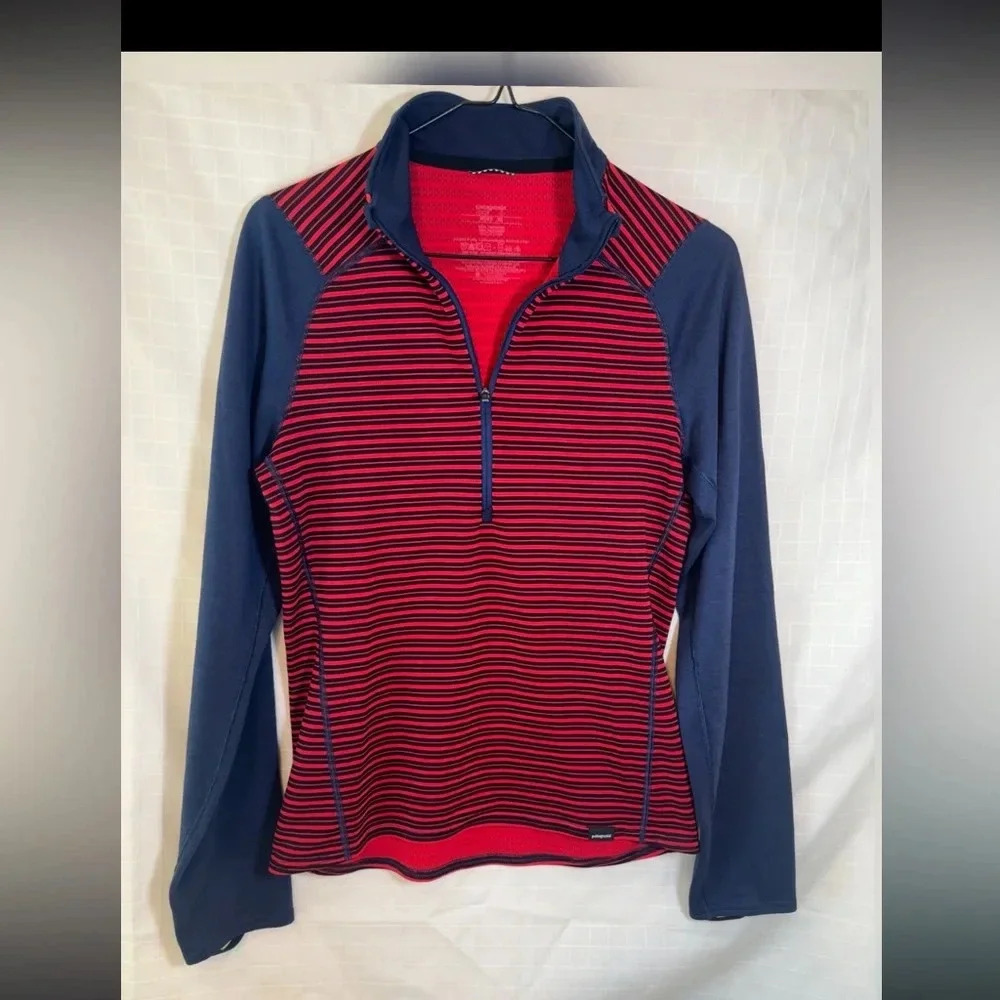 Men’s XS Patagonia 1/4 zipped red blue  Collared athletic shirt